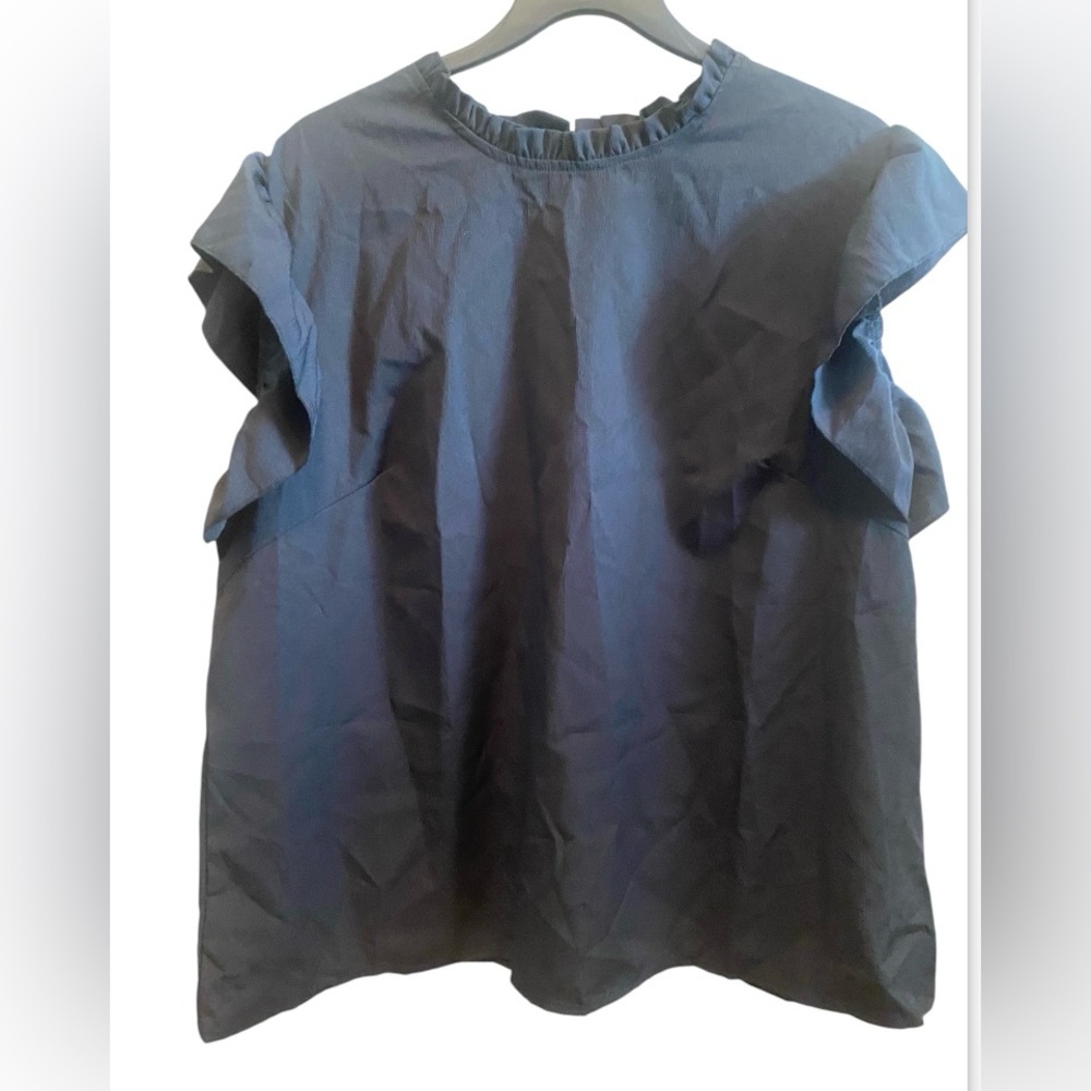Women SHEIN Curve Ruffle Sleeveless Shirt 4XL. Polyester. New with Tags